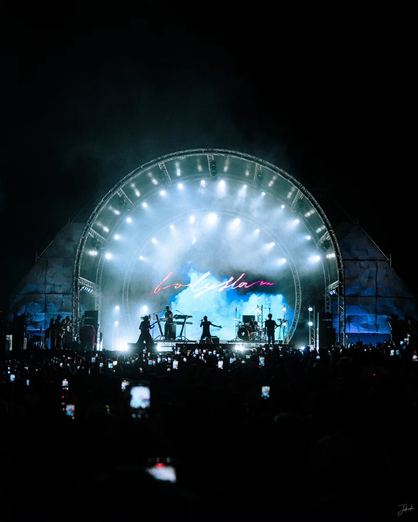 ตูน - อาทิวราห์ คงมาลัย