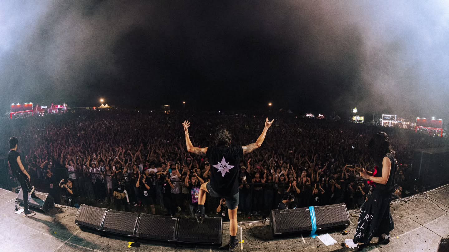 ตูน - อาทิวราห์ คงมาลัย