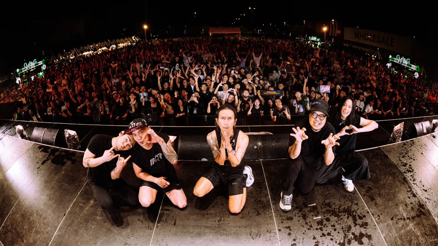 ตูน - อาทิวราห์ คงมาลัย