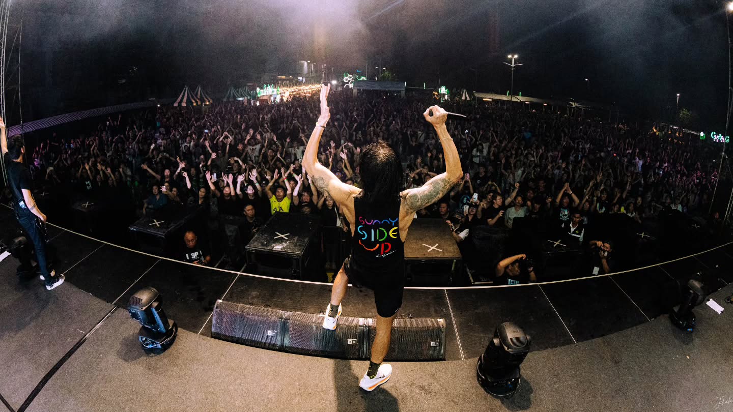 ตูน - อาทิวราห์ คงมาลัย