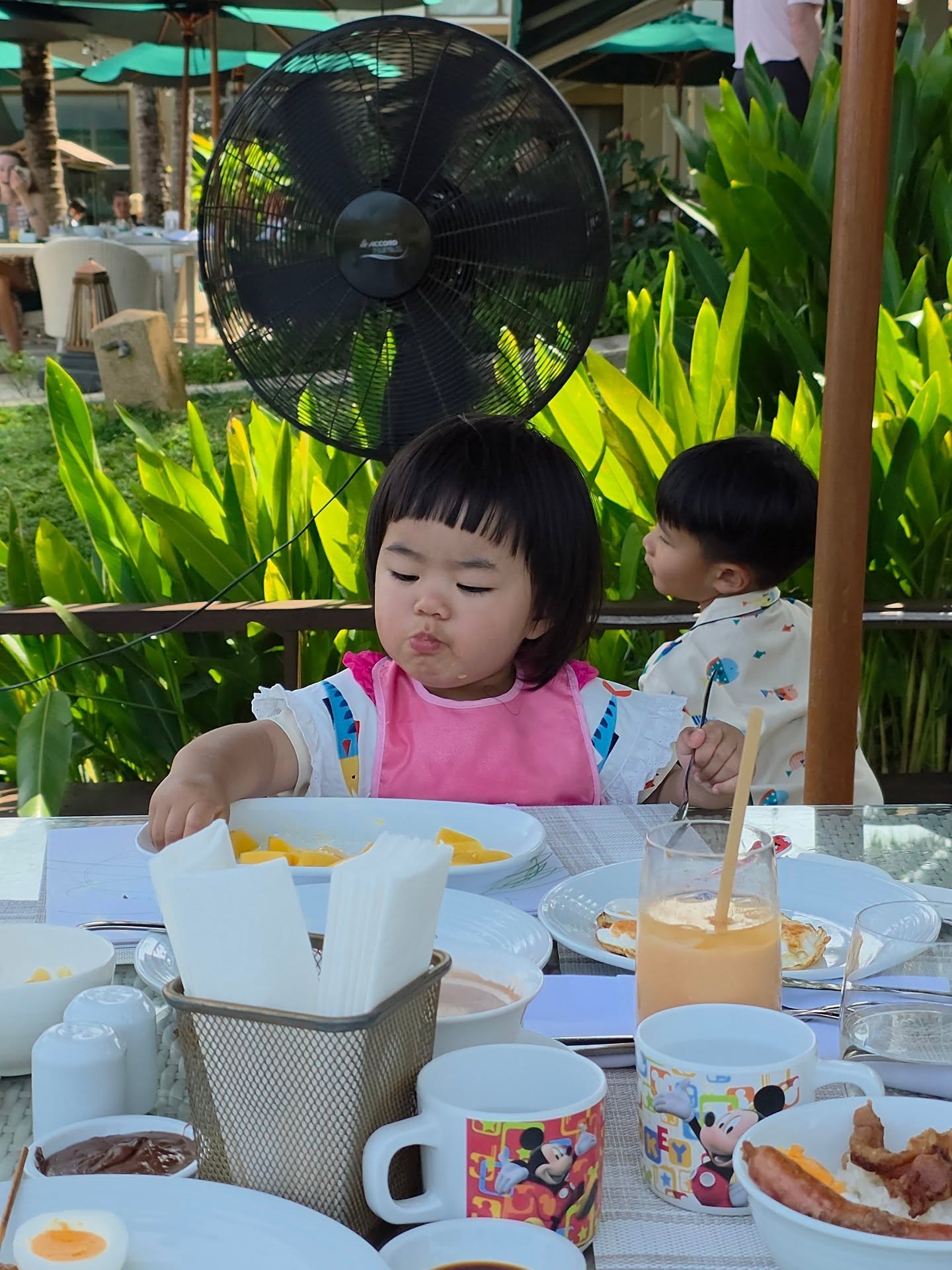 ตูน - อาทิวราห์ คงมาลัย