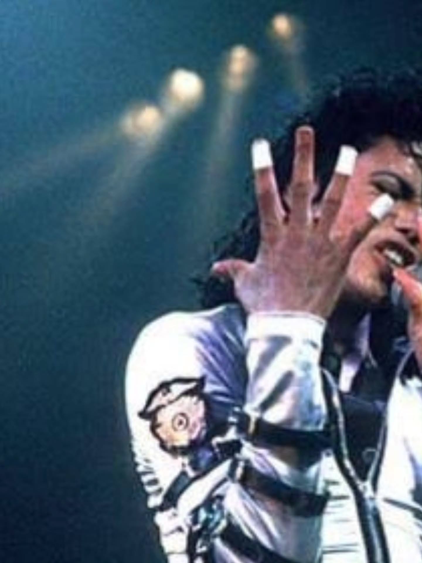 ตูน - อาทิวราห์ คงมาลัย