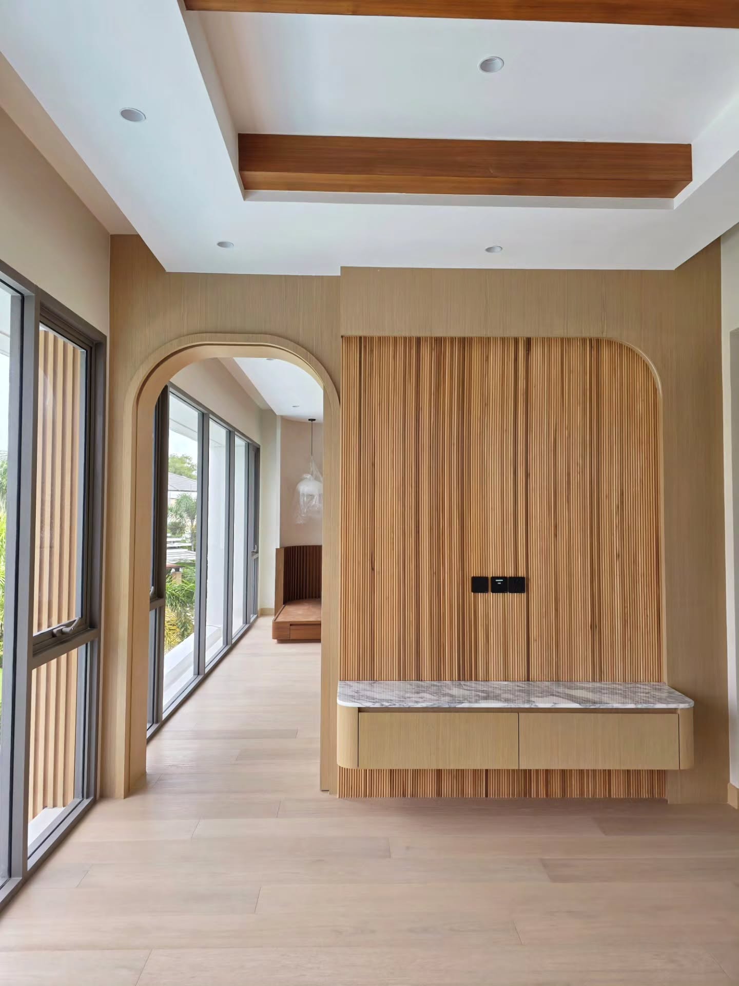 ตูน - อาทิวราห์ คงมาลัย