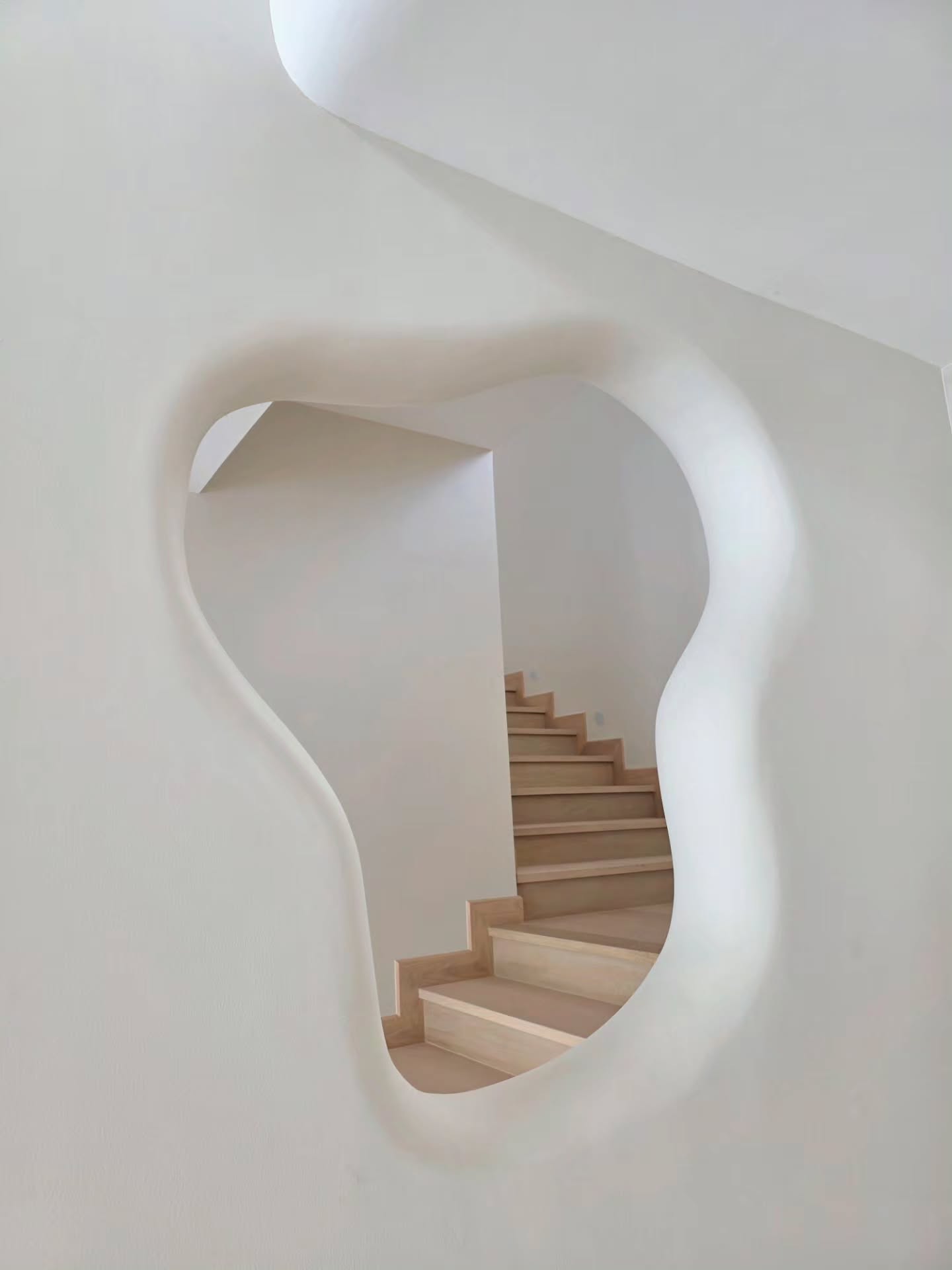 ตูน - อาทิวราห์ คงมาลัย