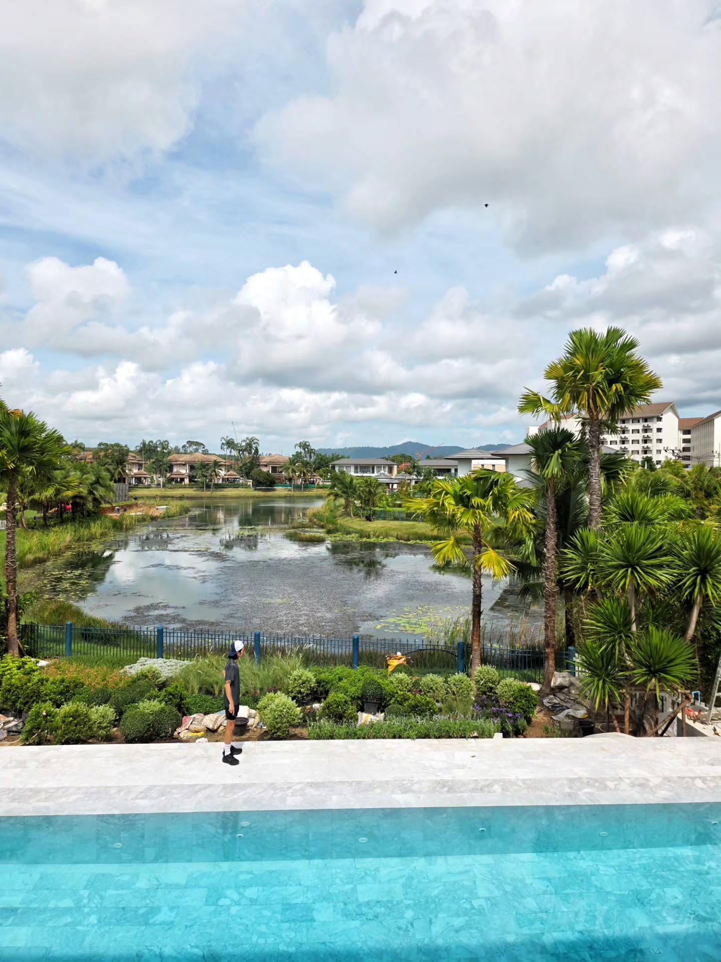 ตูน - อาทิวราห์ คงมาลัย