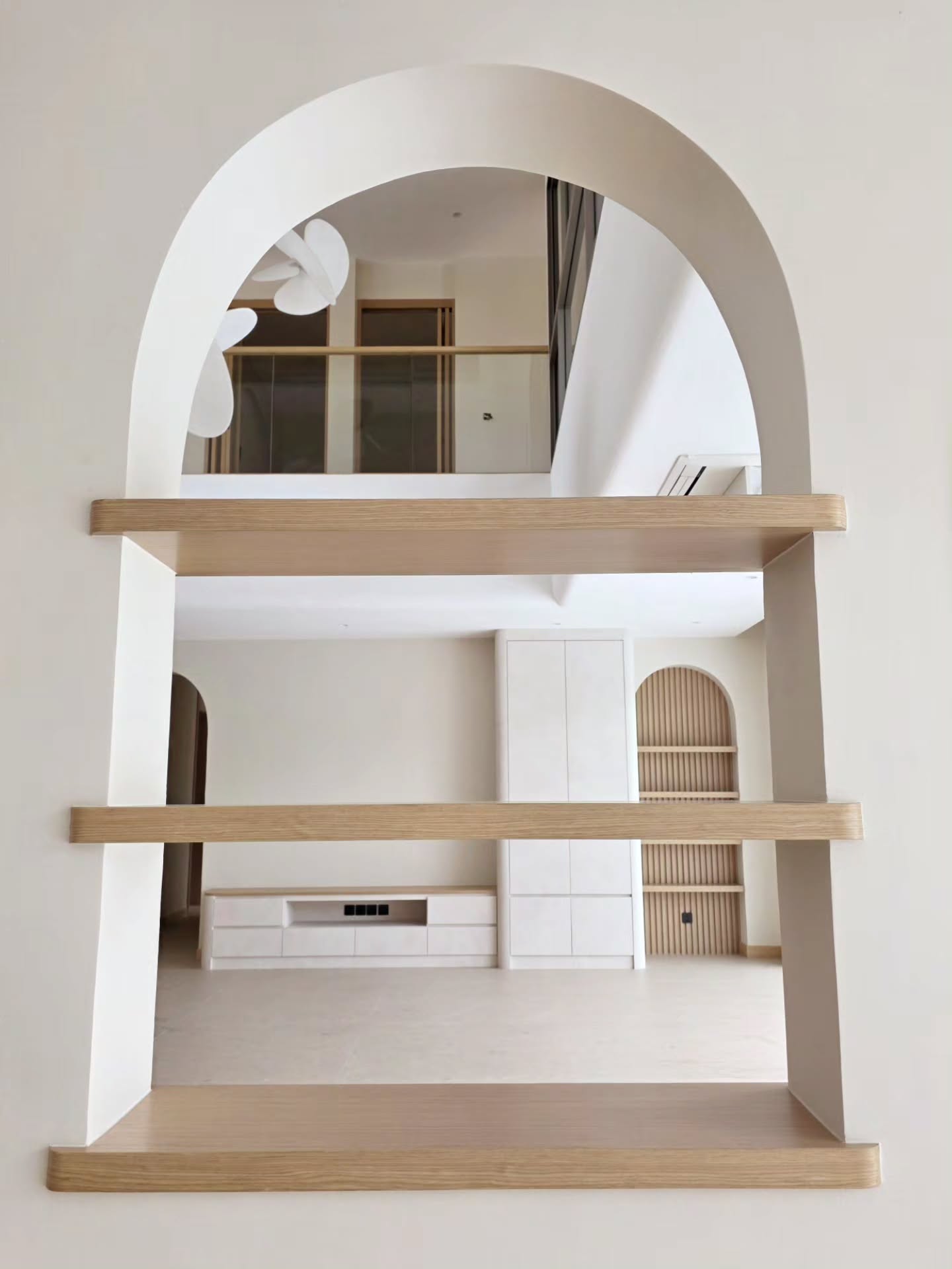 ตูน - อาทิวราห์ คงมาลัย