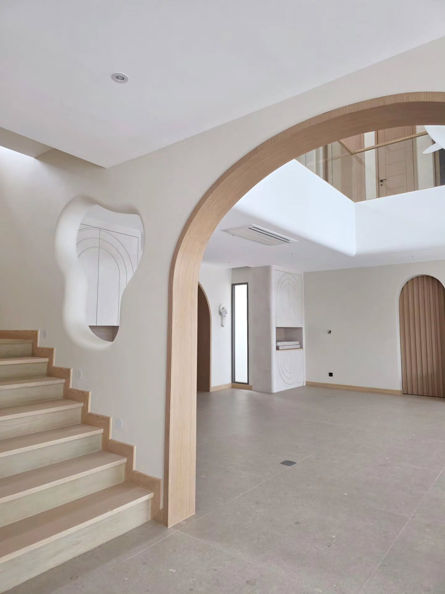 ตูน - อาทิวราห์ คงมาลัย