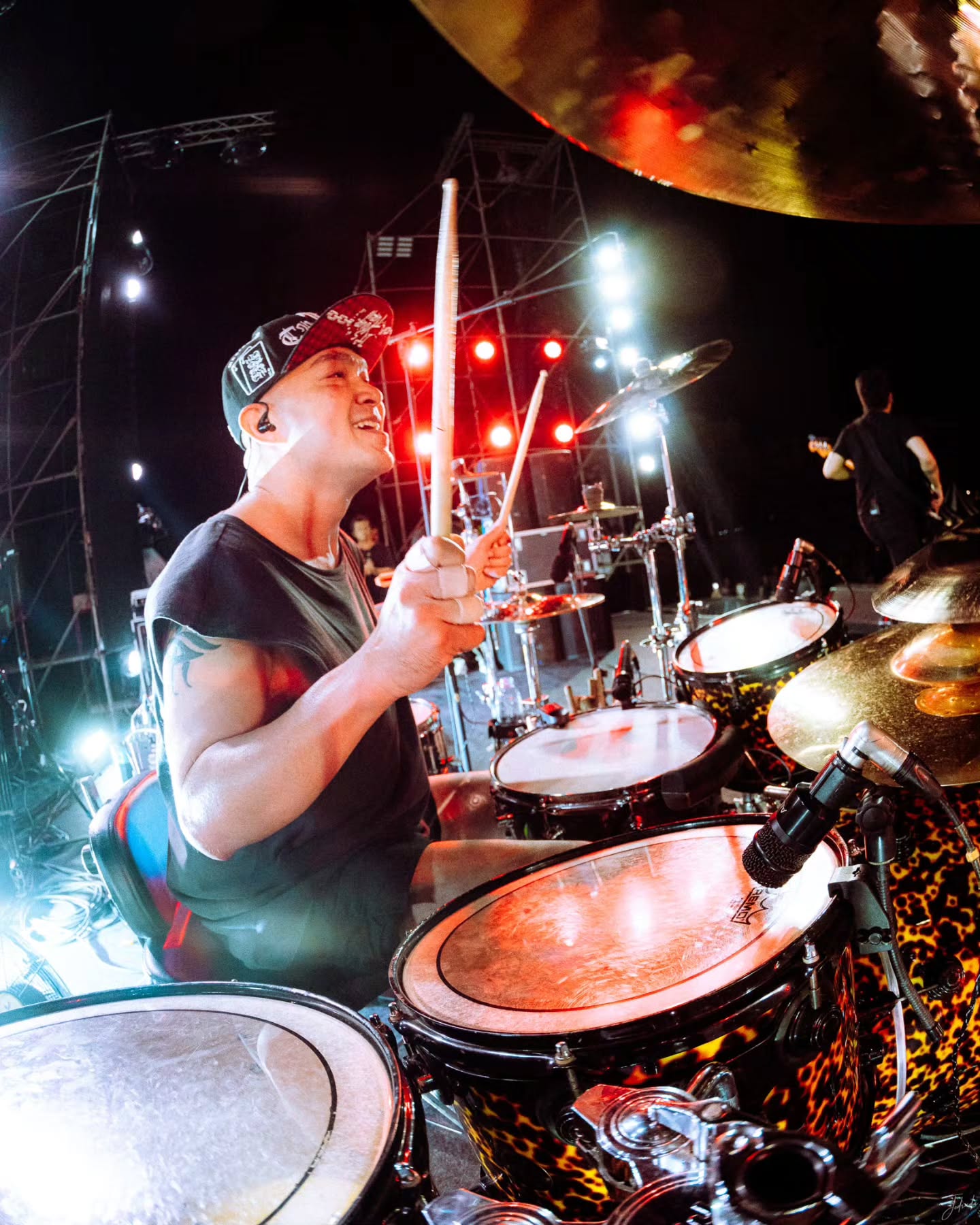 ตูน - อาทิวราห์ คงมาลัย