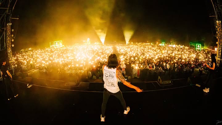 ตูน - อาทิวราห์ คงมาลัย