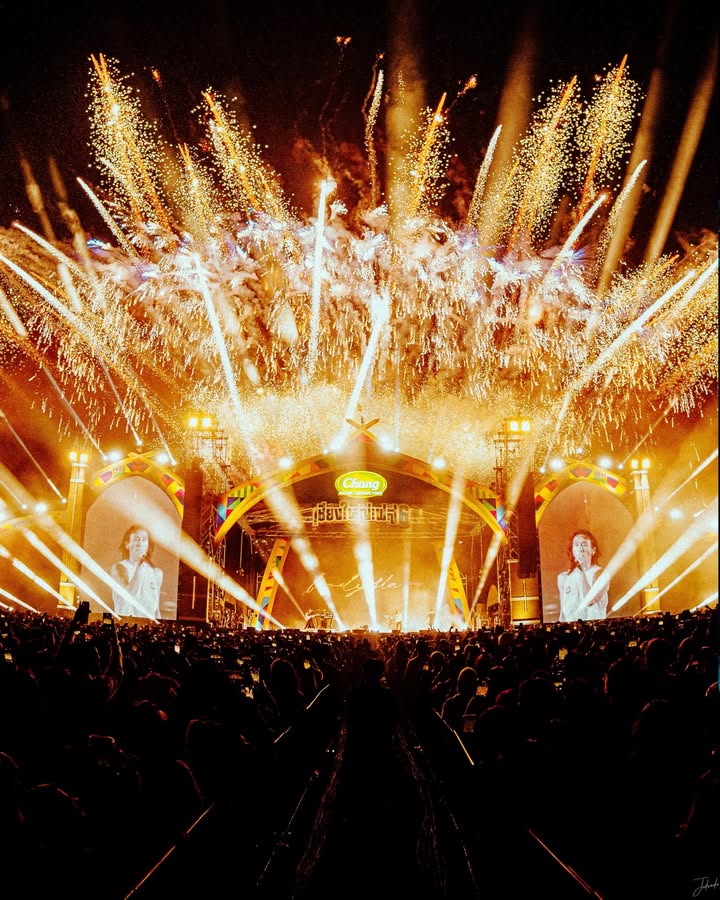 ตูน - อาทิวราห์ คงมาลัย