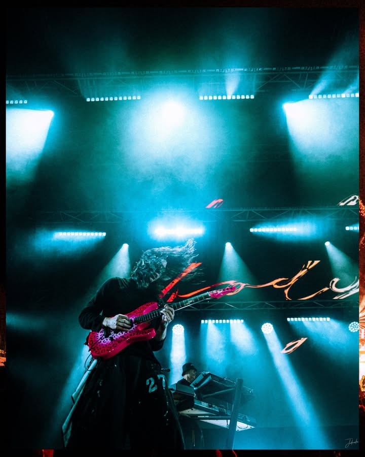 ตูน - อาทิวราห์ คงมาลัย