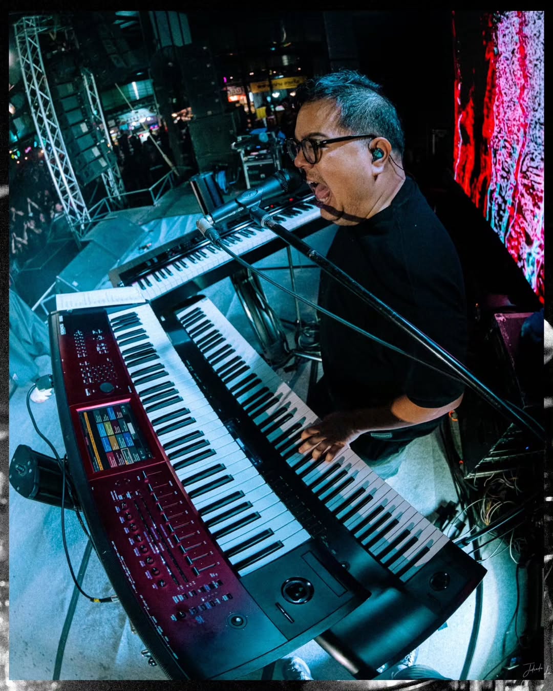 ตูน - อาทิวราห์ คงมาลัย