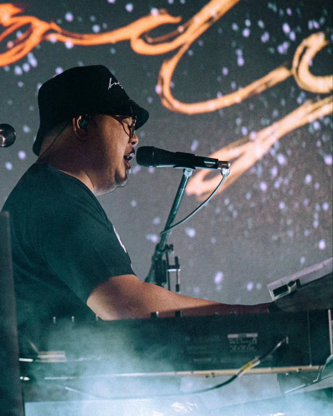 ตูน - อาทิวราห์ คงมาลัย