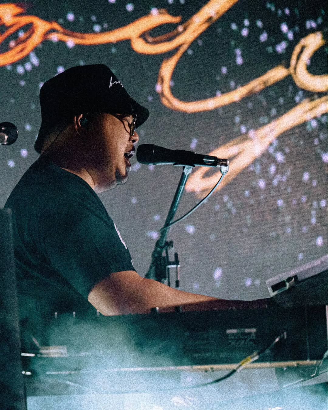 ตูน - อาทิวราห์ คงมาลัย