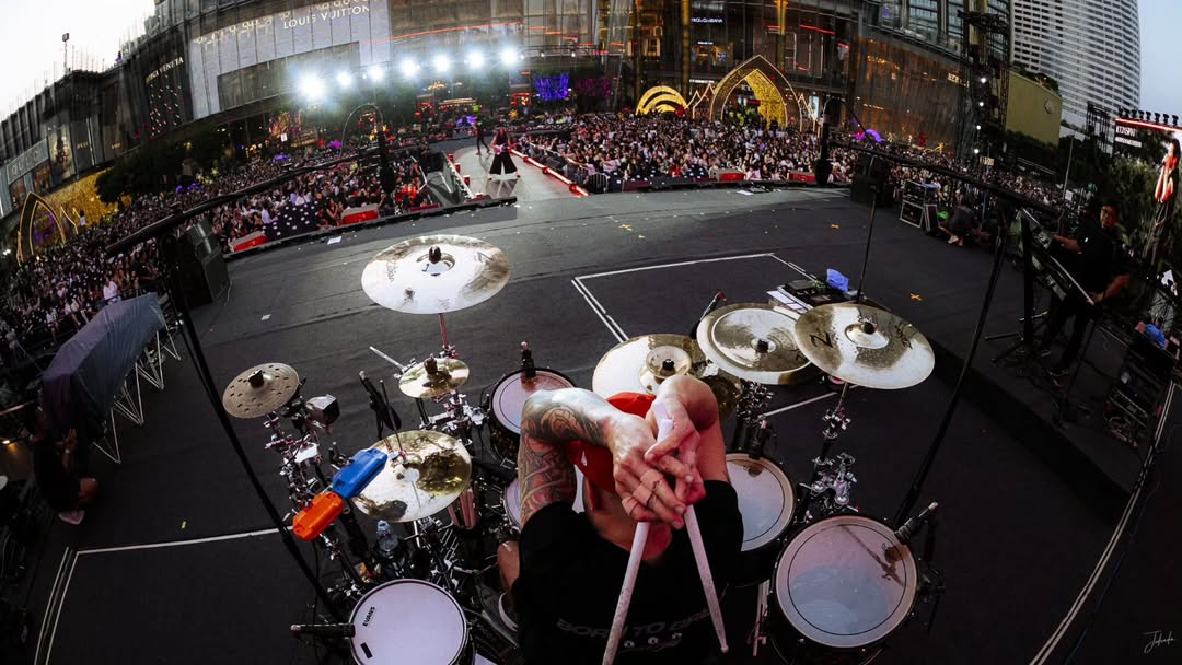 ตูน - อาทิวราห์ คงมาลัย