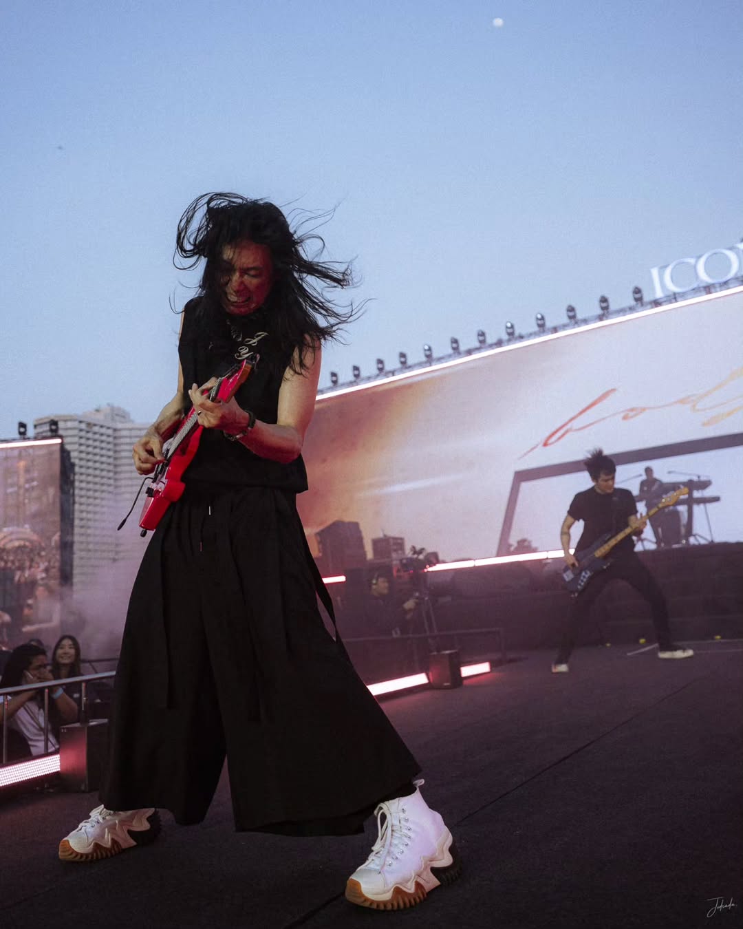 ตูน - อาทิวราห์ คงมาลัย