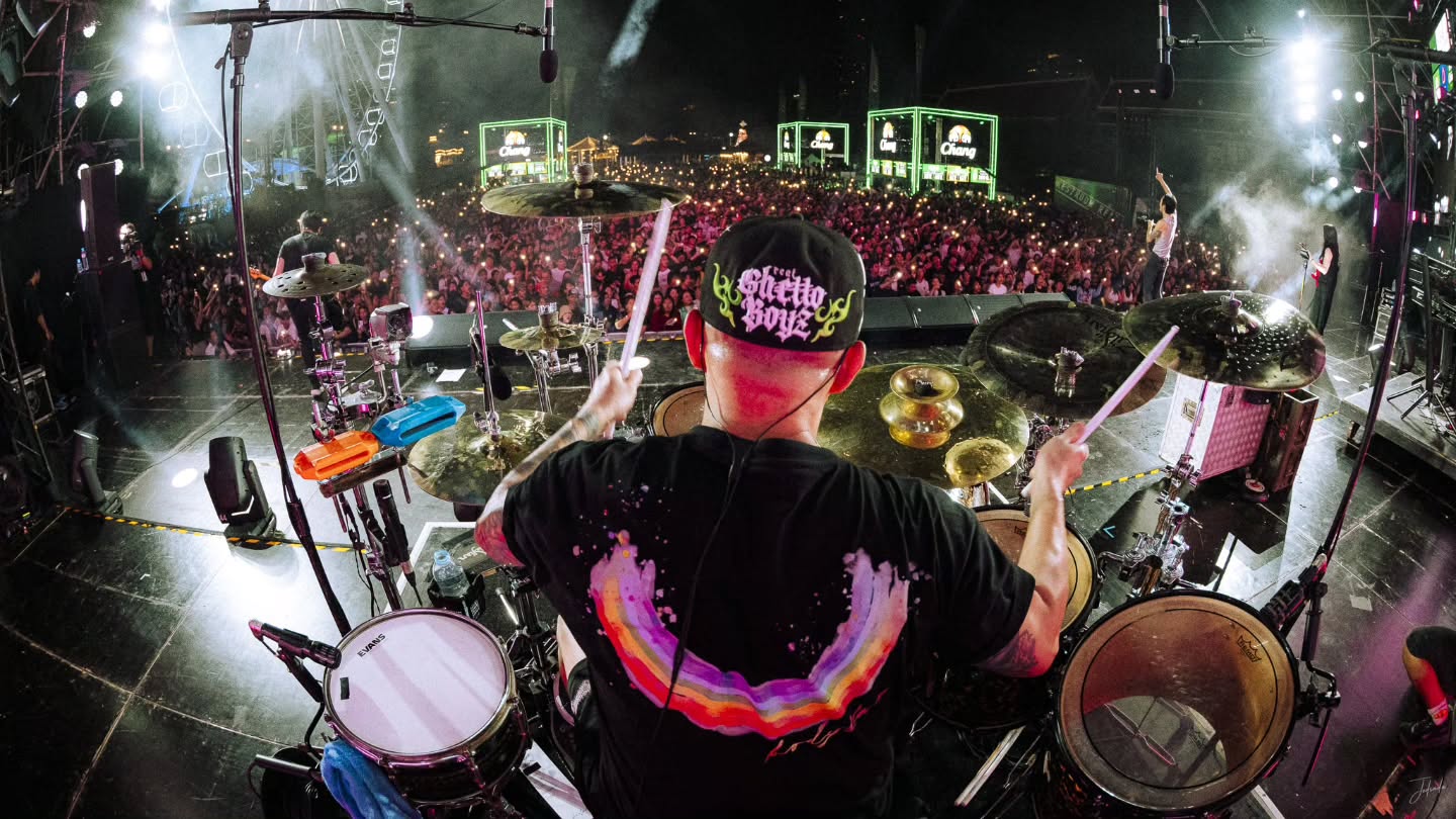 ตูน - อาทิวราห์ คงมาลัย