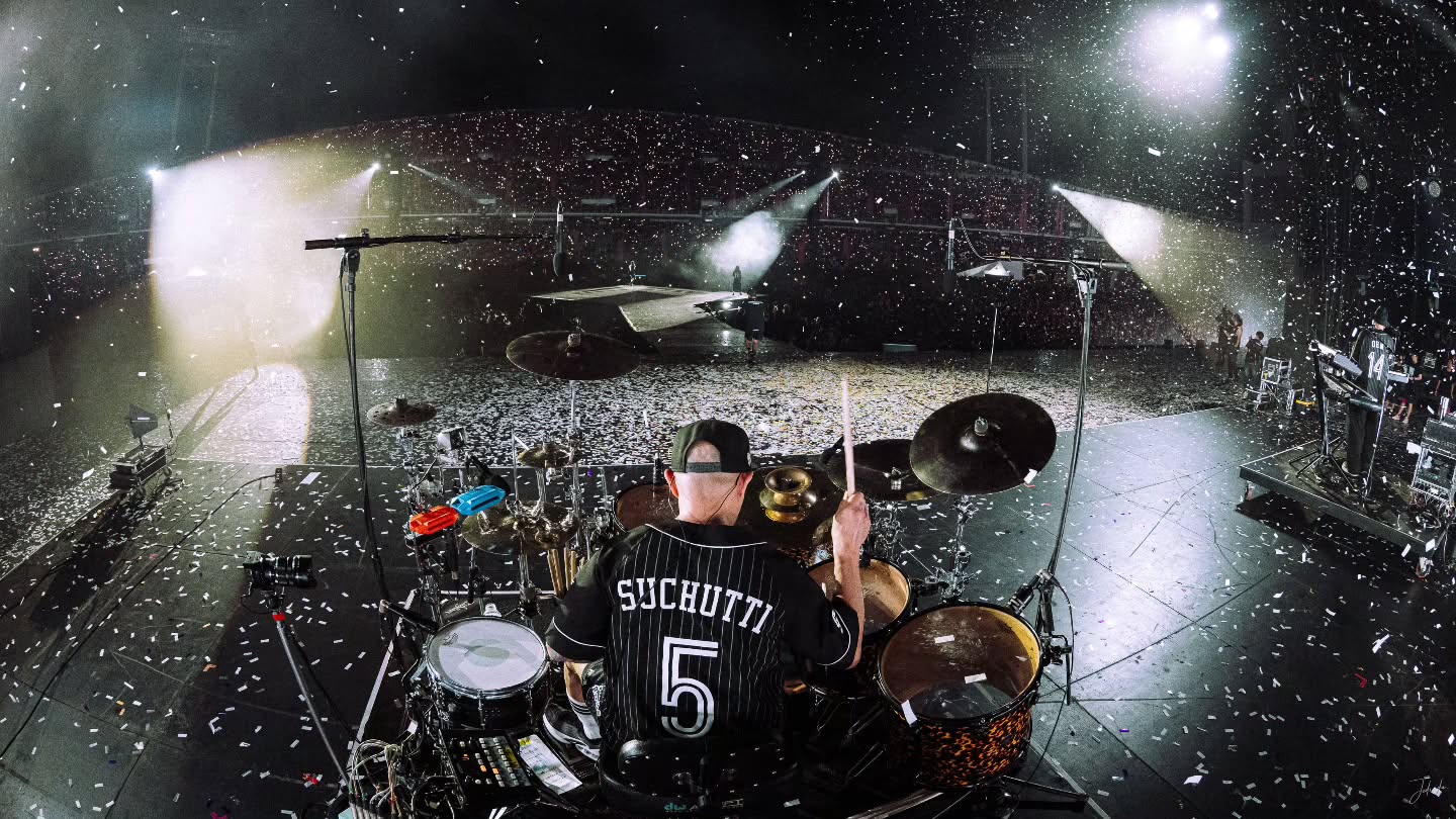 ตูน - อาทิวราห์ คงมาลัย