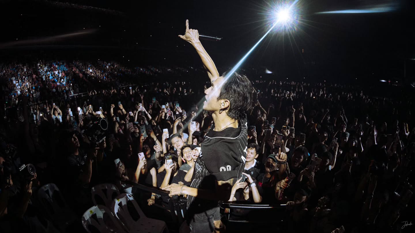 ตูน - อาทิวราห์ คงมาลัย