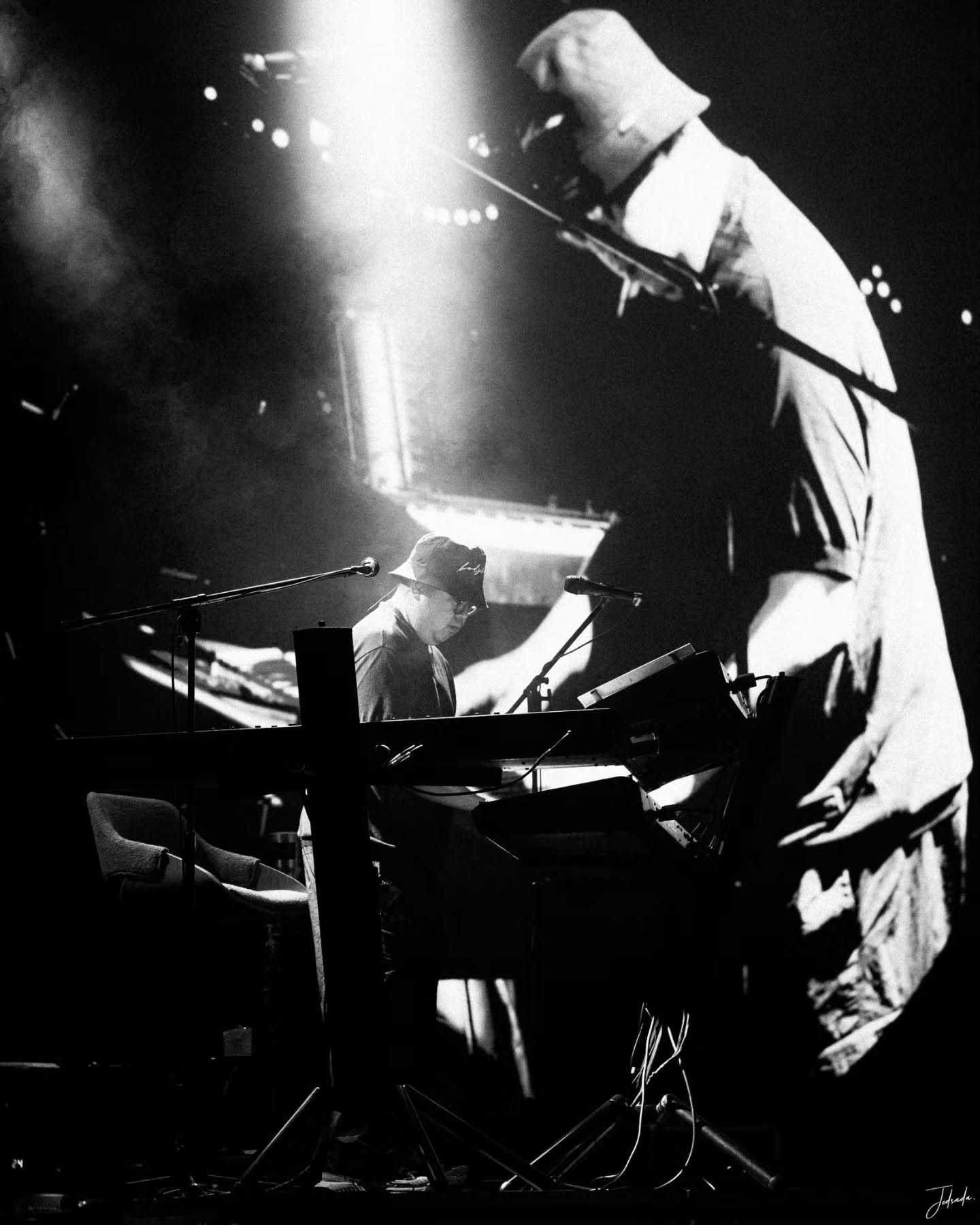 ตูน - อาทิวราห์ คงมาลัย