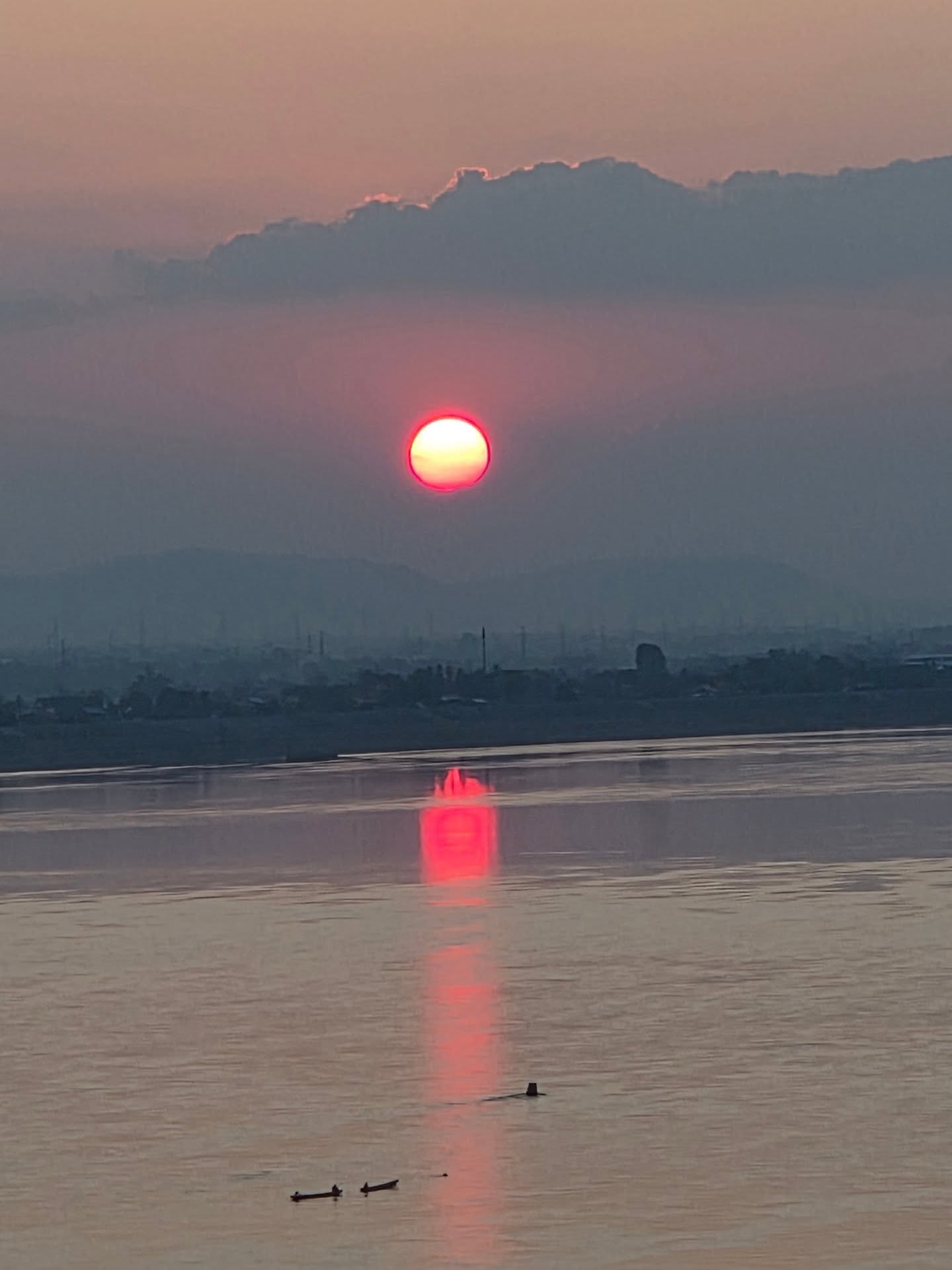 ตูน - อาทิวราห์ คงมาลัย