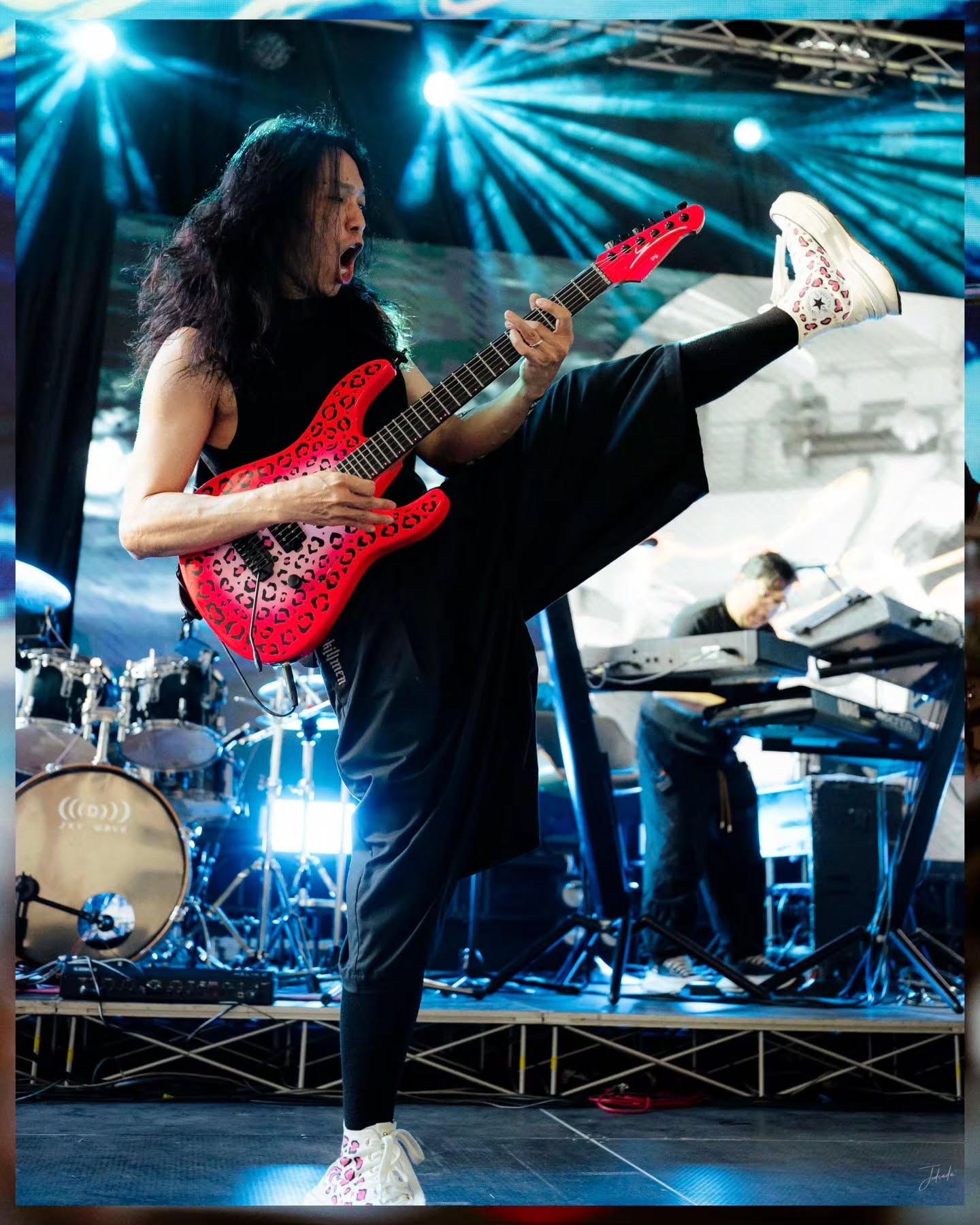 ตูน - อาทิวราห์ คงมาลัย