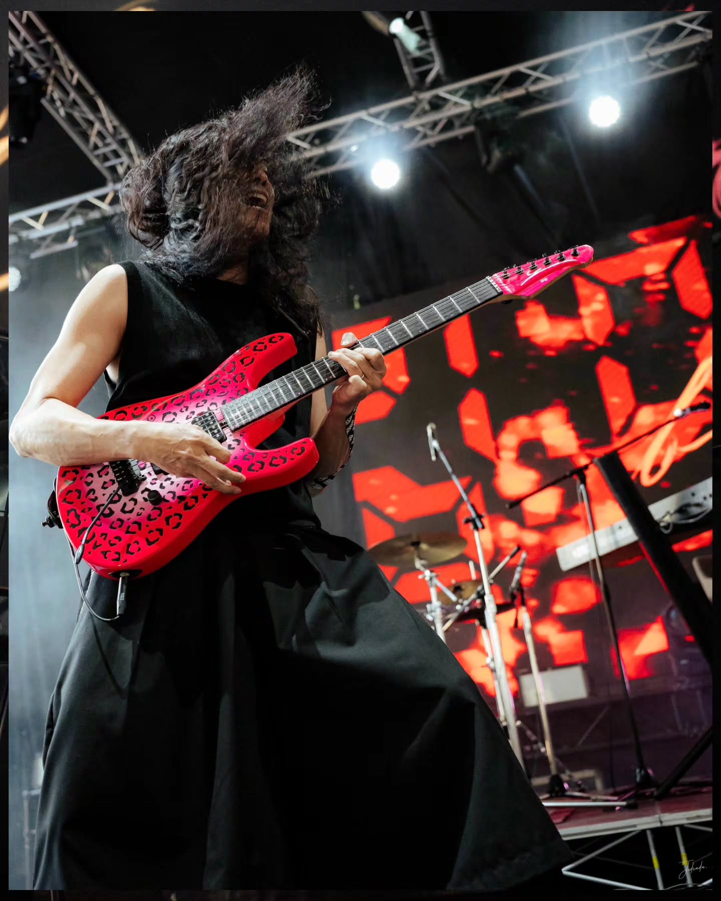 ตูน - อาทิวราห์ คงมาลัย