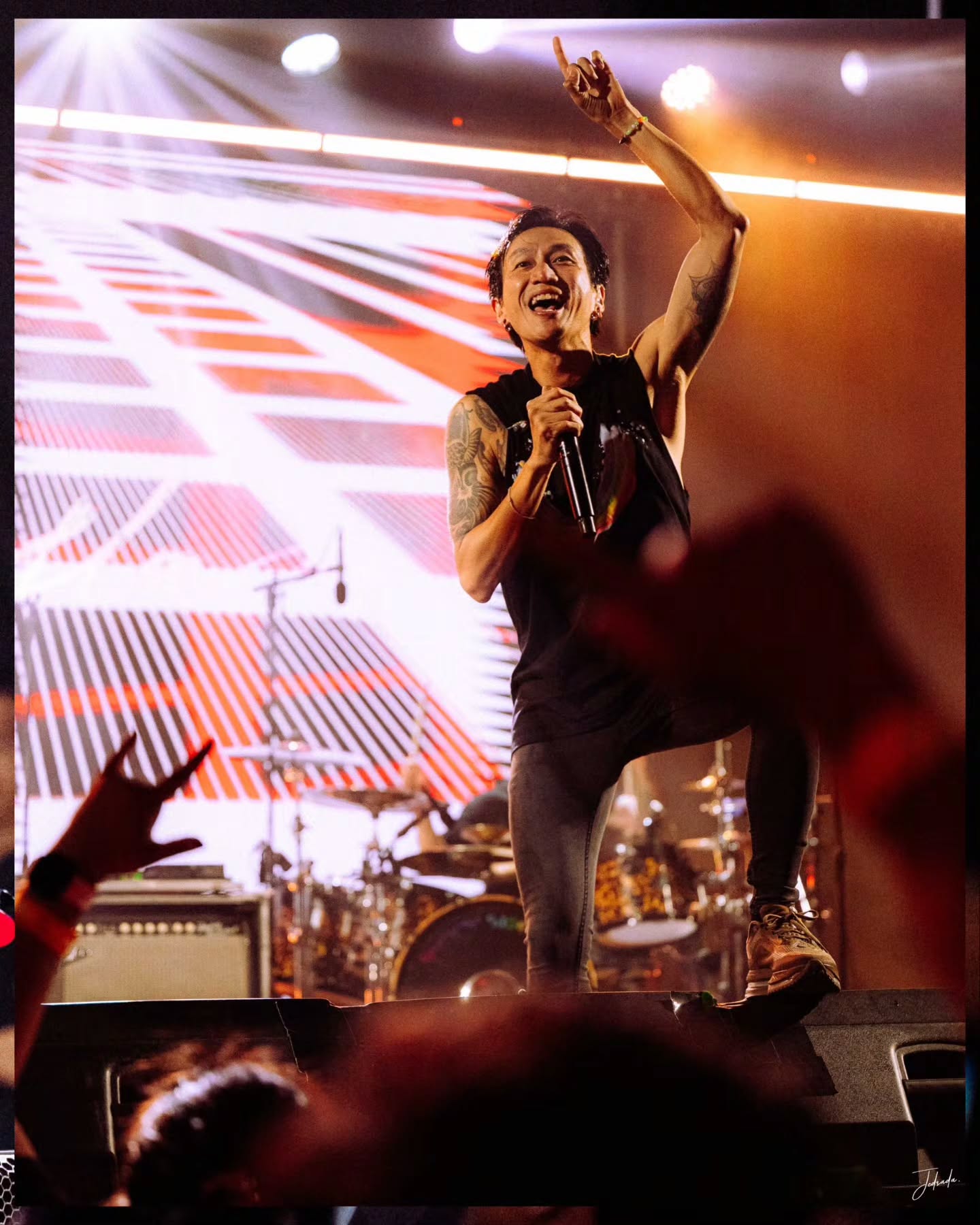 ตูน - อาทิวราห์ คงมาลัย