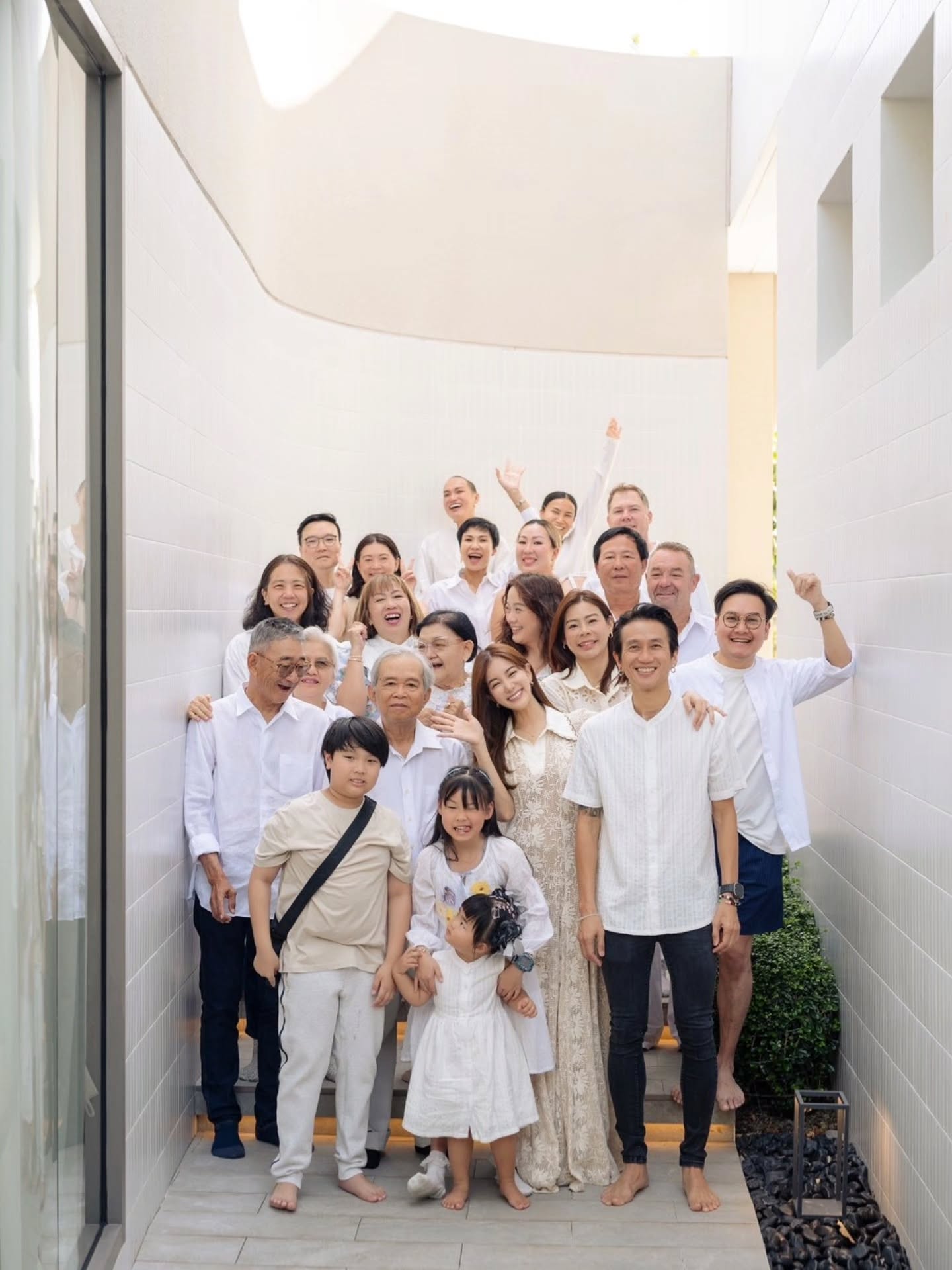 ตูน - อาทิวราห์ คงมาลัย