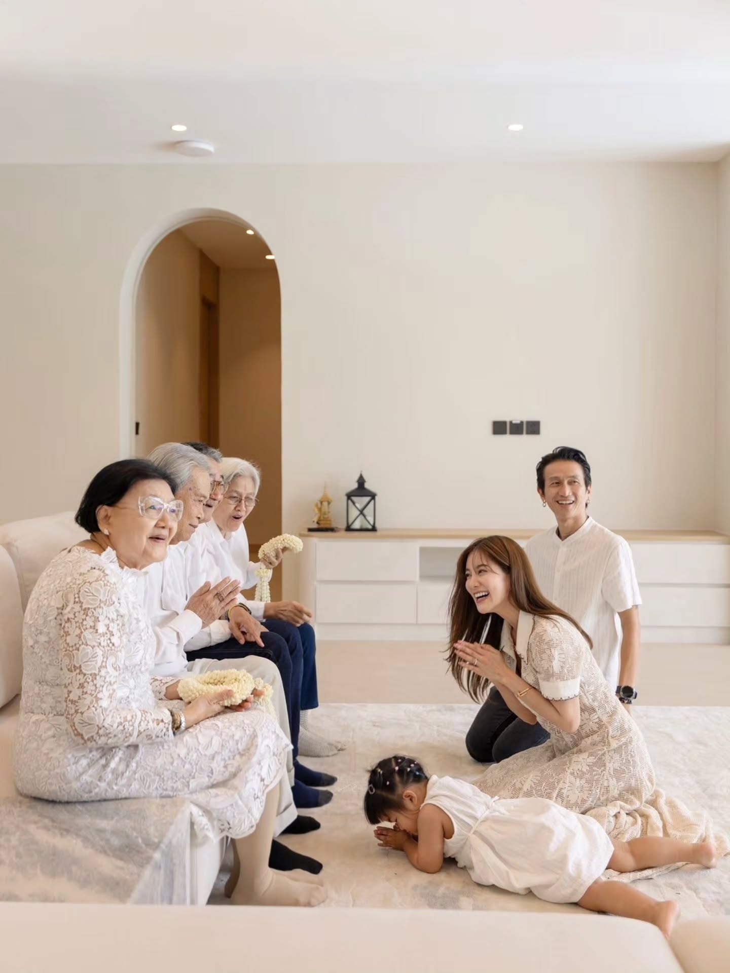 ตูน - อาทิวราห์ คงมาลัย