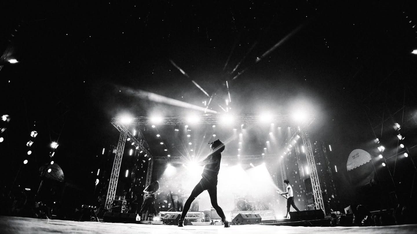 ตูน - อาทิวราห์ คงมาลัย