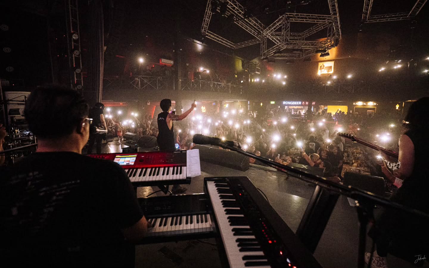 ตูน - อาทิวราห์ คงมาลัย