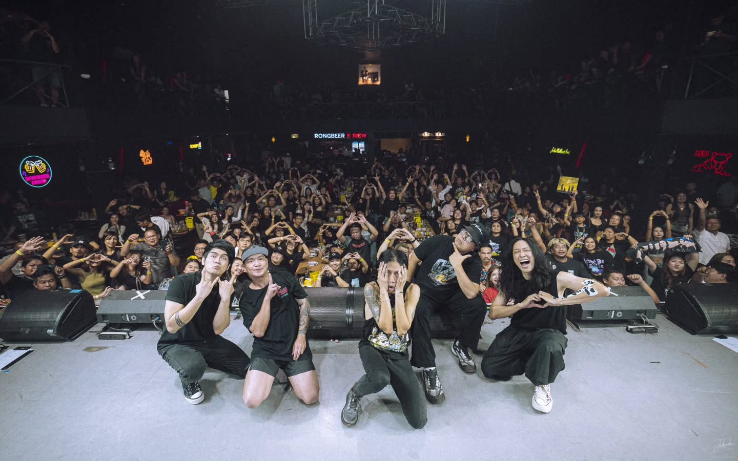 ตูน - อาทิวราห์ คงมาลัย