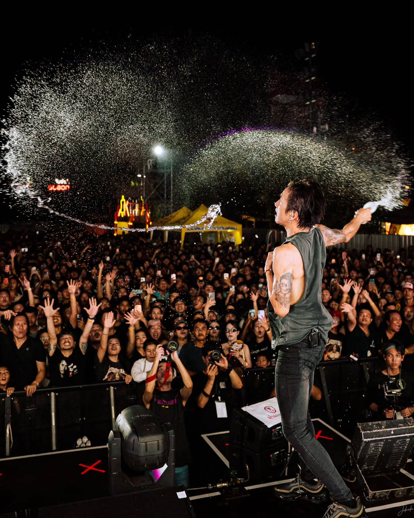 ตูน - อาทิวราห์ คงมาลัย