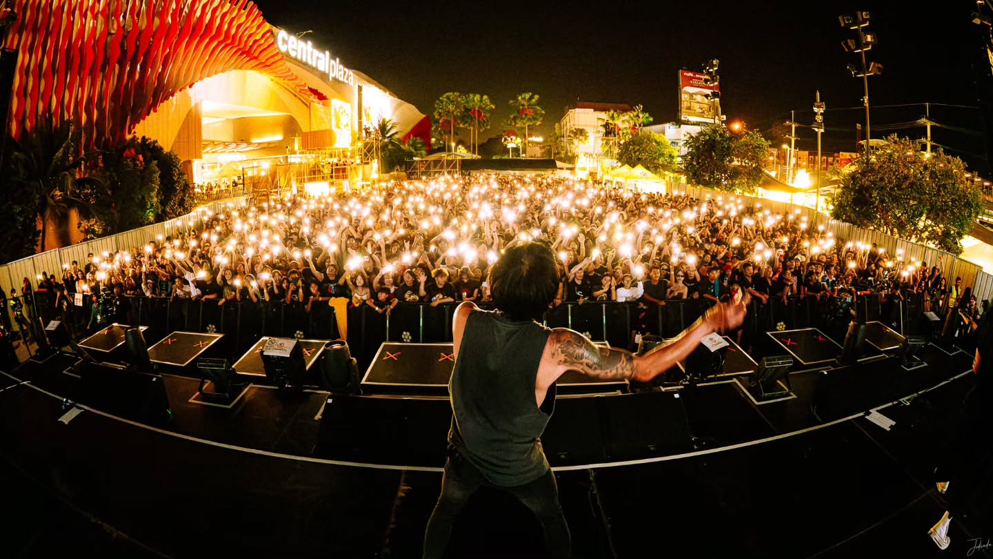 ตูน - อาทิวราห์ คงมาลัย