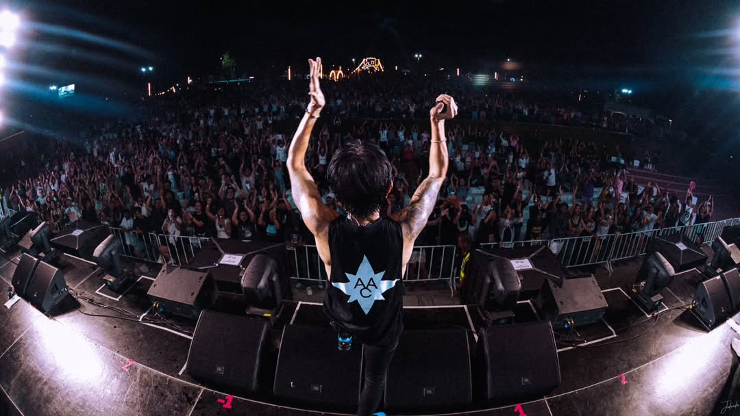 ตูน - อาทิวราห์ คงมาลัย