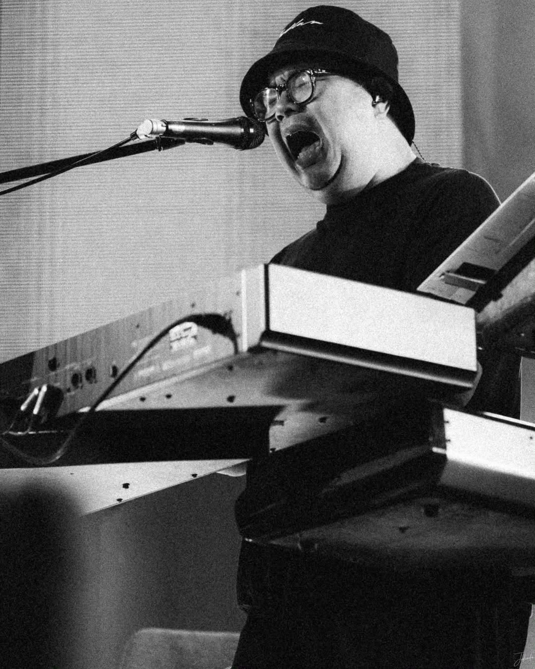 ตูน - อาทิวราห์ คงมาลัย