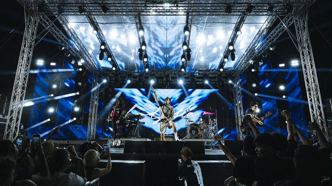 ตูน - อาทิวราห์ คงมาลัย