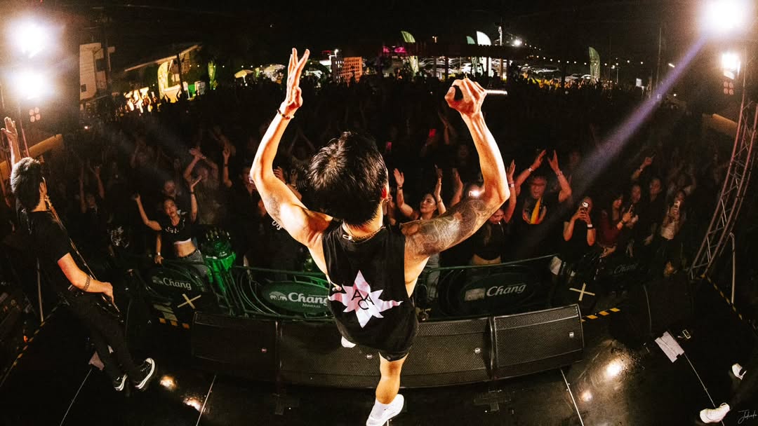 ตูน - อาทิวราห์ คงมาลัย