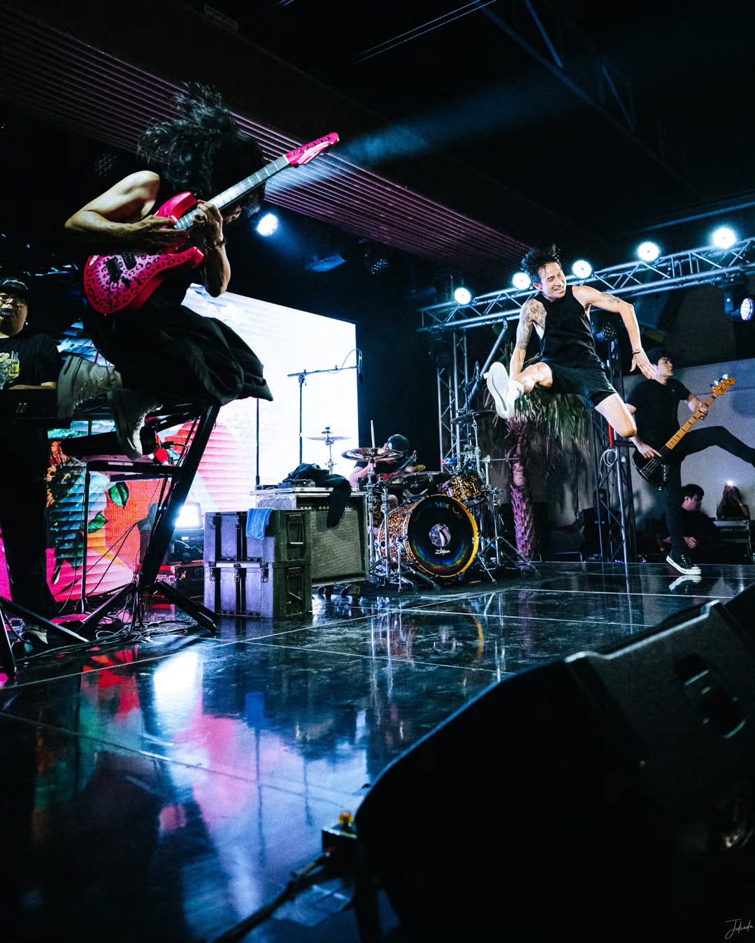 ตูน - อาทิวราห์ คงมาลัย