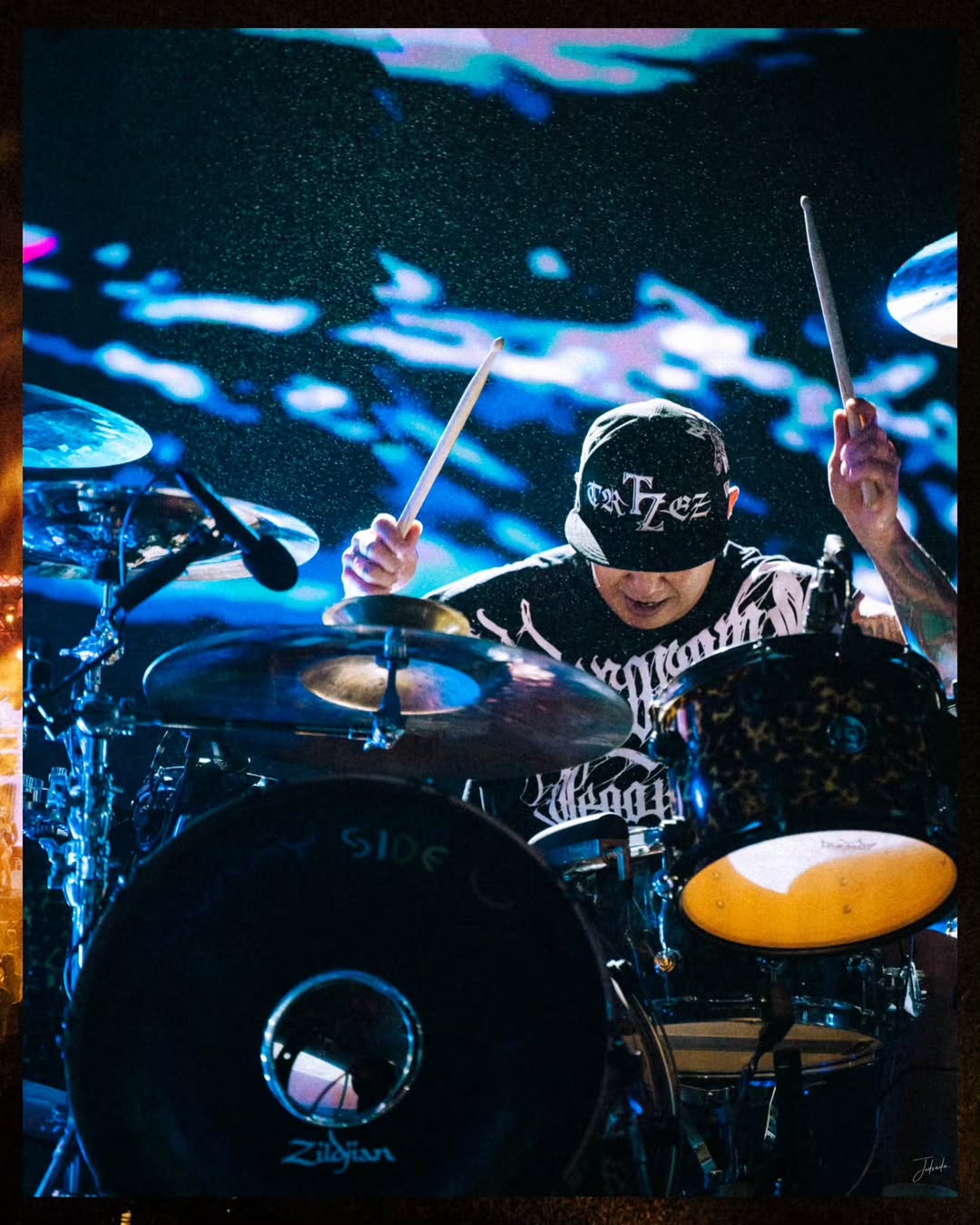 ตูน - อาทิวราห์ คงมาลัย