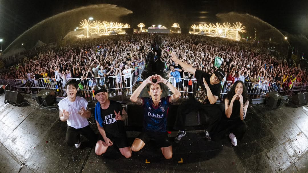 ตูน - อาทิวราห์ คงมาลัย