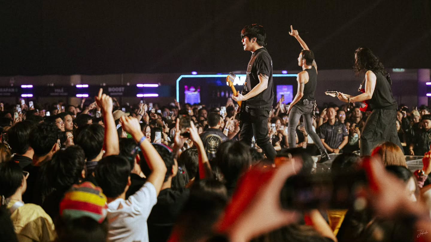 ตูน - อาทิวราห์ คงมาลัย