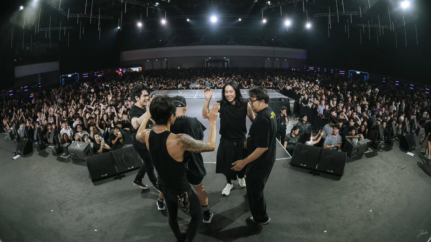 ตูน - อาทิวราห์ คงมาลัย