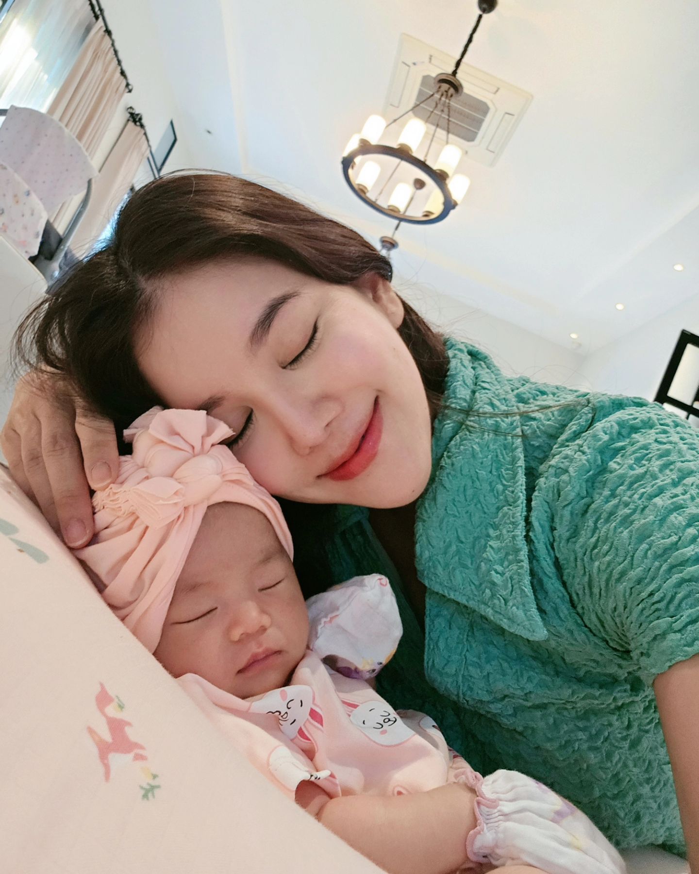 ก้อย - รัชวิน วงศ์วิริยะ