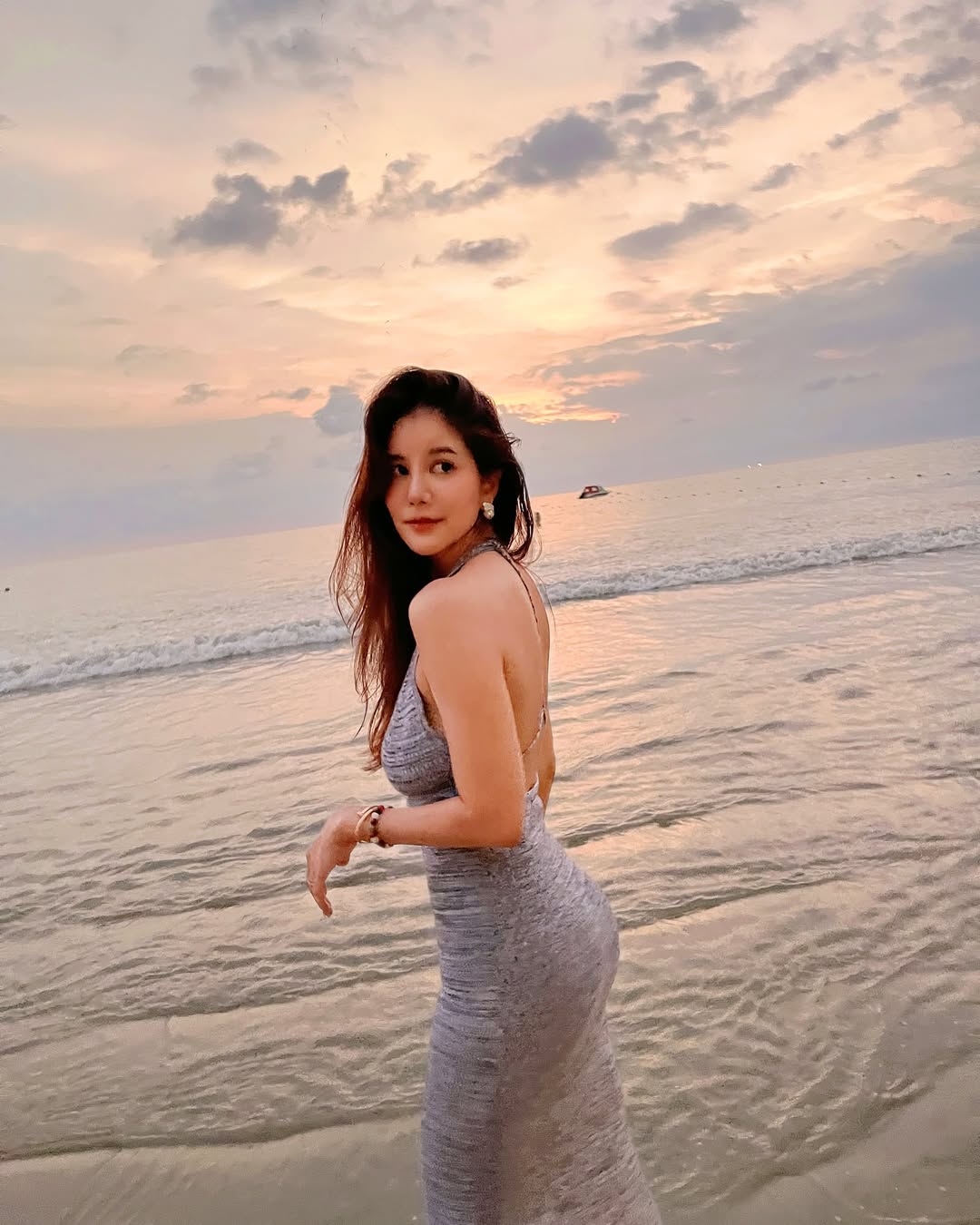 ก้อย - รัชวิน วงศ์วิริยะ