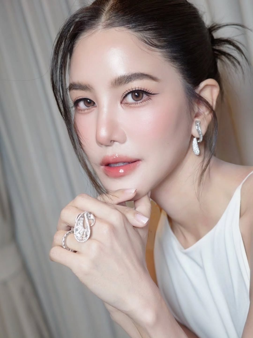 ก้อย - รัชวิน วงศ์วิริยะ