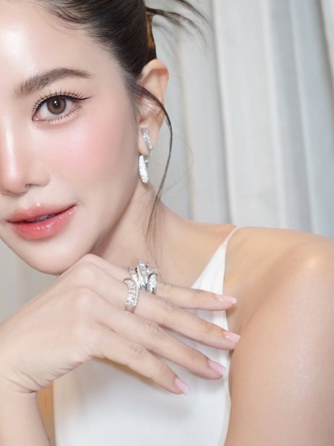 ก้อย - รัชวิน วงศ์วิริยะ