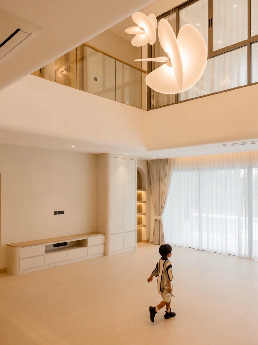 ก้อย - รัชวิน วงศ์วิริยะ