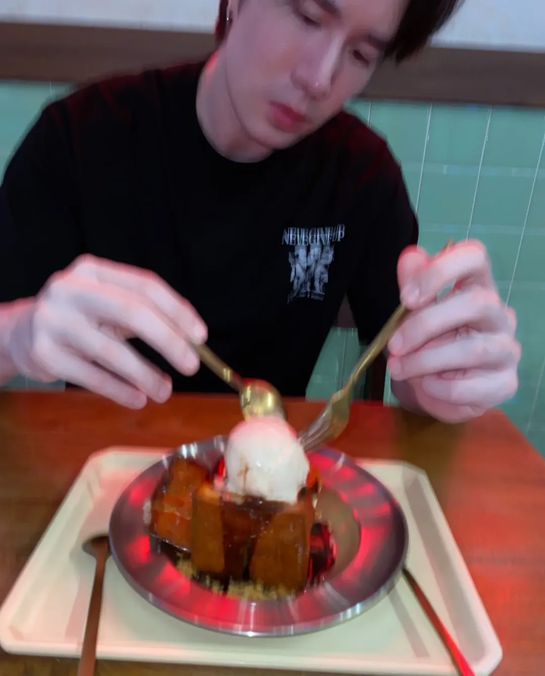 ซัน - ประชากร ปิยะสกุลแก้ว